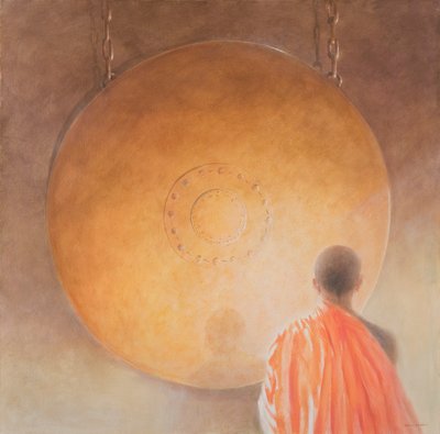 Junger buddhistischer Mönch und Gong, Bhutan, 2010 von Lincoln Seligman